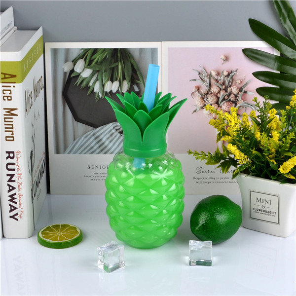 Charmlite New Plastic Pineapple Shape Drinking Cup with LED Funtion 16oz6 (1)